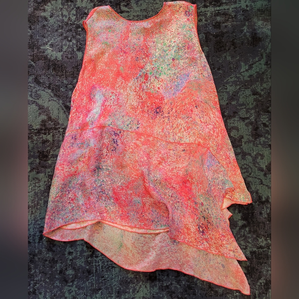 Gorgeous 100% silk Per Se tank. Women's size 14. Great condition.